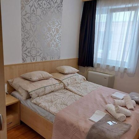 Myrelax Apartment - Hajduszoboszlo Exterior photo